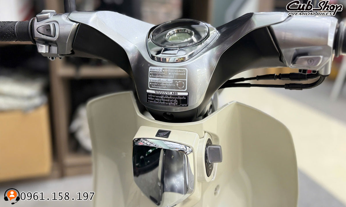 Honda Super Cub C125 Thái Lan 2026 ABS Màu Xám Bạc